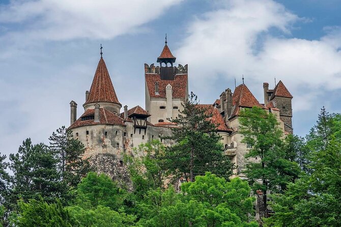 2 Days - Private Tour to Transylvania - Brașov, Sighișoara, Sibiu - Day 1: Peleș Castle, Bran Dracula’s Castle, and Brasov’s core streets