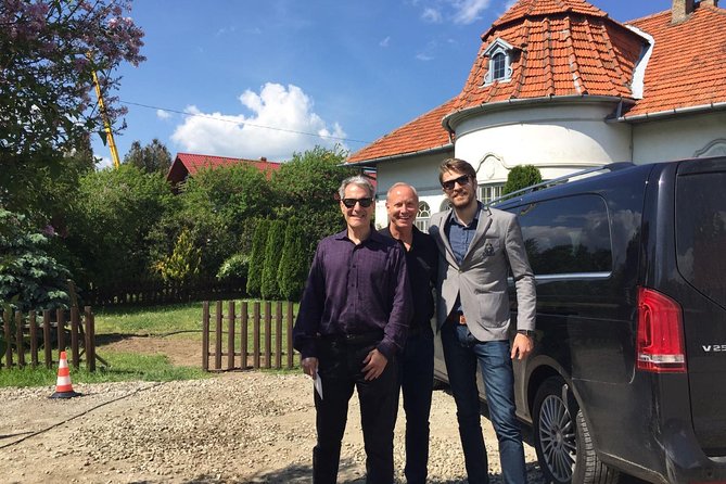 3 Castle:Peles ,Bran,Cantacuzino Tour from Brasov /Hotel pickup - Bran Castle and the Dracula vibe: seeing it without getting trapped in crowds
