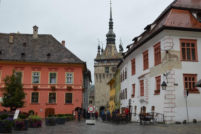 4 Days - Transylvania Private Tour - Brașov to Sighișoara: what you are really seeing in the streets