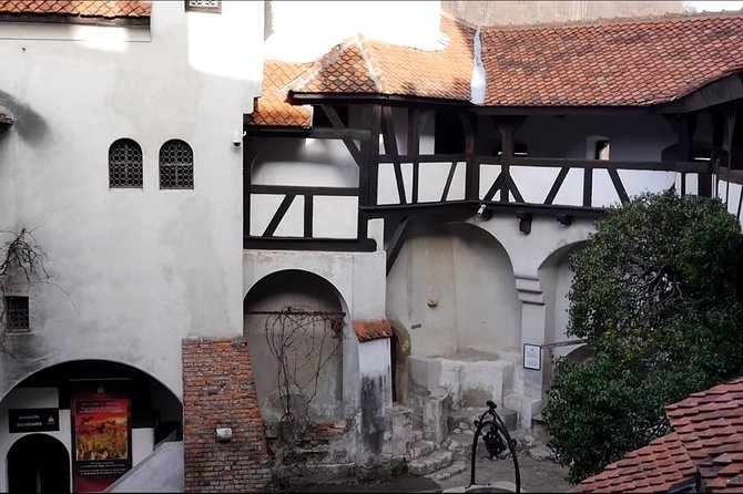 5 Days Private Tour in Romania from Bucharest to Transylvania - Day 5 in royal Romania: Peles Castle, Sinaia Monastery, and Snagov’s island mystery