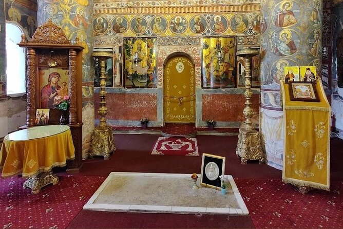 5h Abandoned Fort, Dracula's Grave and Mogoșoaia Palace, Private - Mogosoaia Palace, Brancovenesc charm, and the Monday courtyard rule