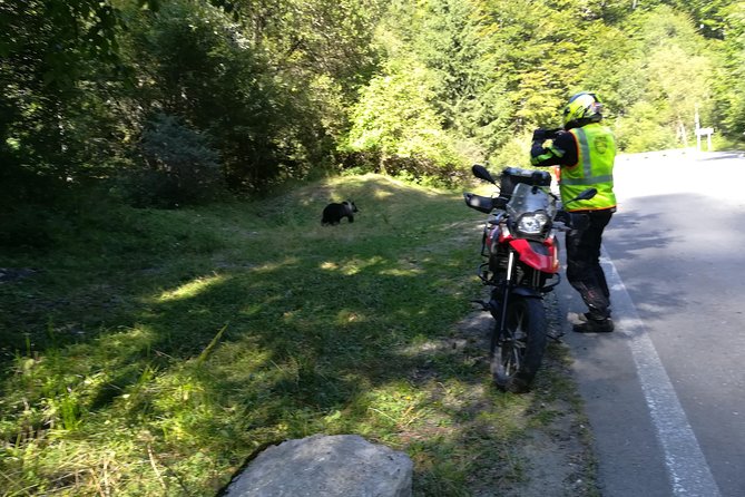 650cc Motorbike Rental from Turda - Gear, GPS, and what to bring before you roll