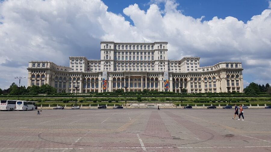 6h Communism Tour in Bucharest with Ceausescu Mansion - Palace of the Parliament, Total Power in Concrete