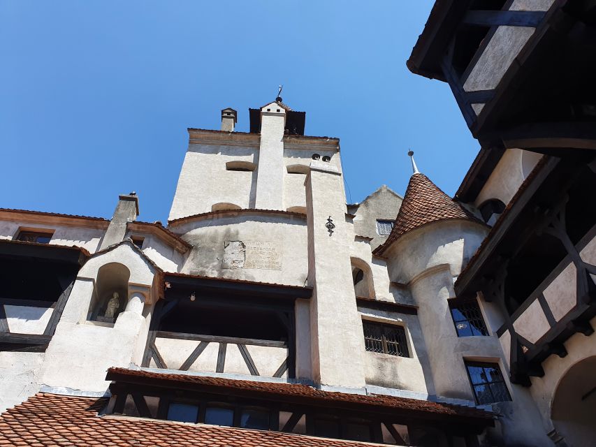 7h Dracula's Castle Private Tour from Bucharest - Fast Tour - Entering Bran Castle: The Dracula Name and the Real Experience