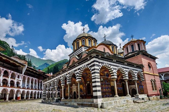9 days Balkans Tour from Bucharest to Sofia and Budapest - Day 5: Tirana main square, mosque architecture, and border-to-city rhythm