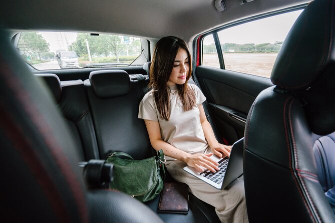 Airport transfer Otopeni to Bucharest - From plane to pickup: how the OTP meet-and-greet works