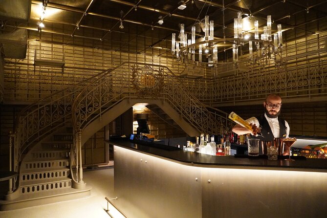 Bar Crawling - Stop 3: Linea | Closer To The Moon for the second rooftop hit