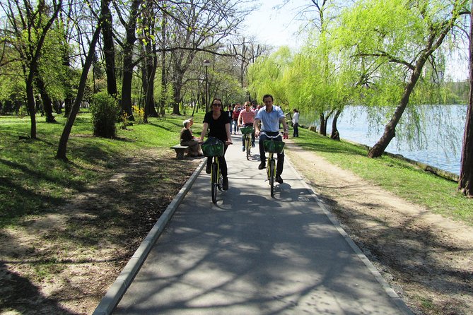 Bicycle Sightseeing in Bucharest - Meeting at Piața Presei Libere, and the Small Group Factor