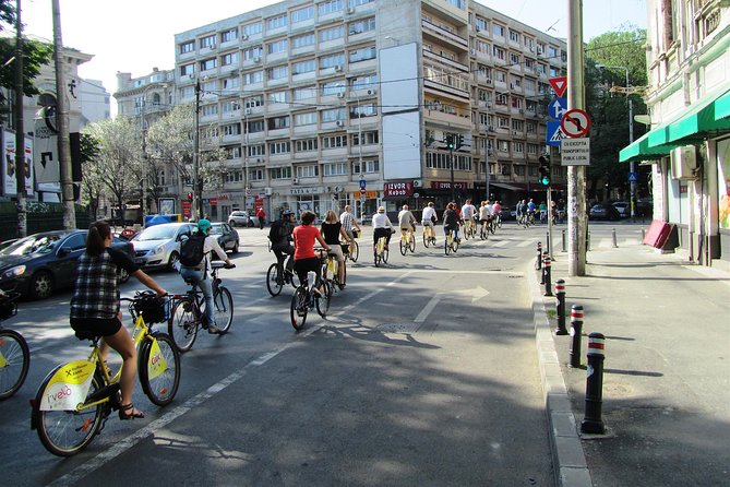 Bicycle Sightseeing in Bucharest - Triumph Arch to Herastrau Park: From Monarchy to Green Space