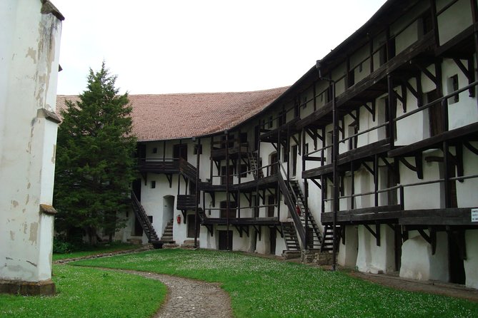 Bran Castle, Rasnov Fortress, Harman & Prejmer Fortified Churches Day Tour - Rasnov Citadel, the choo choo train plan, and panoramic views