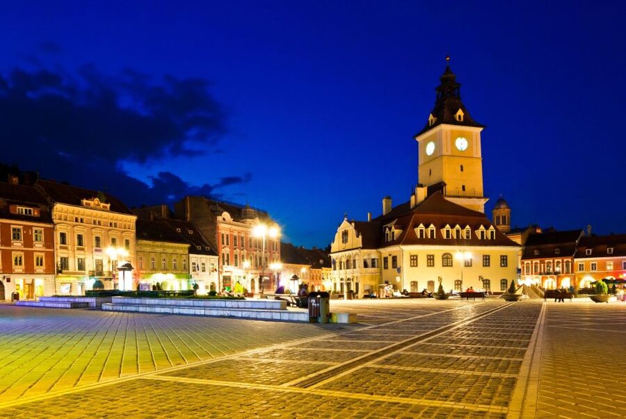 Brasov: Candlelight Tour of Medieval Architecture - Brasov at night: medieval architecture with Transylvania energy