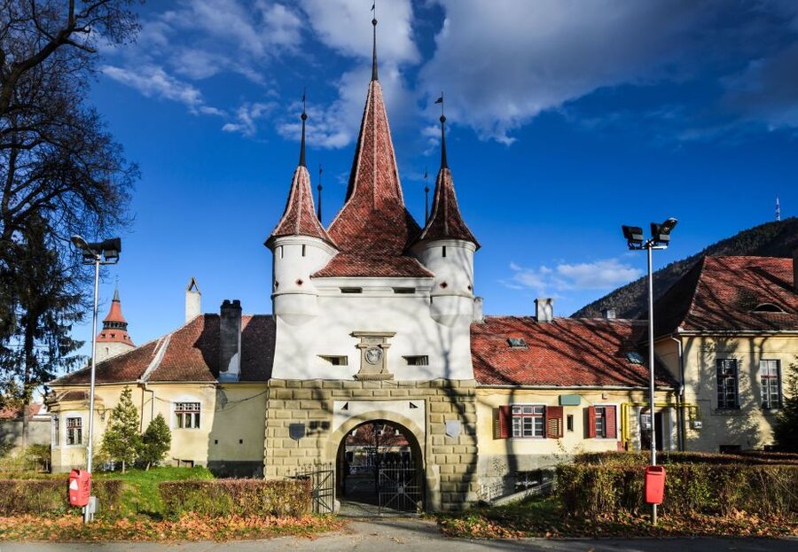Brasov: Candlelight Tour of Medieval Architecture - Katherine’s Gate and Schei Gate: city boundaries you can still feel