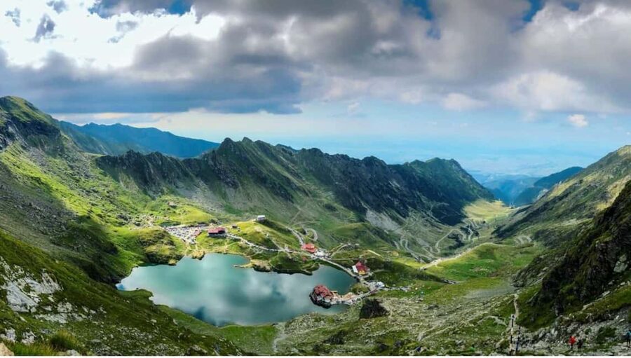 Brașov: Carpathian Mountains Guided Hike with Pickup - Choosing your Carpathian range near Brașov