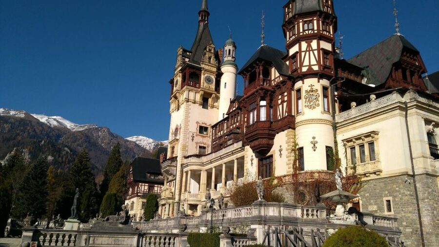Brasov: Peles Castle, Bran Castle & Rasnov Fortress Day Tour - Sinaia Monastery Stop: A Break from the Dracula Feed