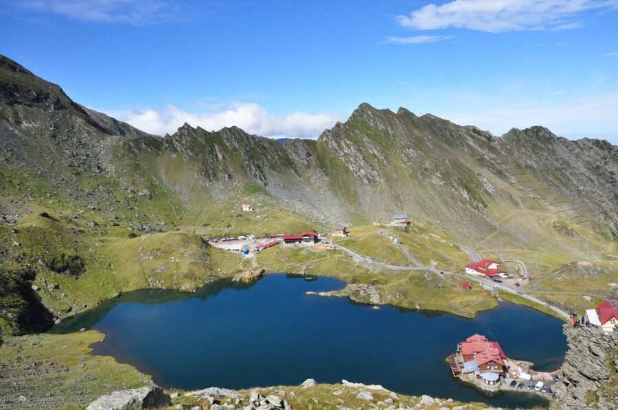 Brasov: Private Fagaras Mountains Trekking Tour - From Balea Lake to Capra Lake: the hike that sets your pace