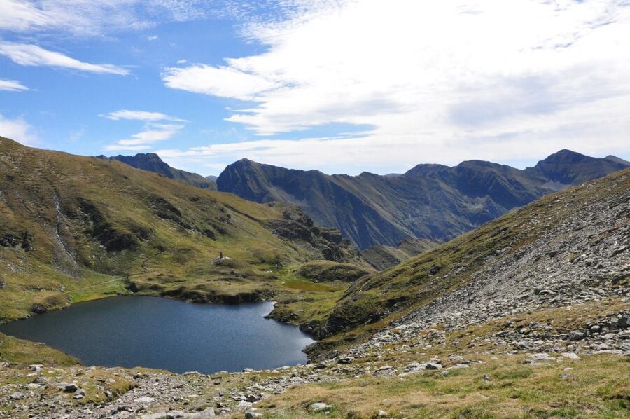 Brasov: Private Fagaras Mountains Trekking Tour - Private guide care: what English guidance really adds up to
