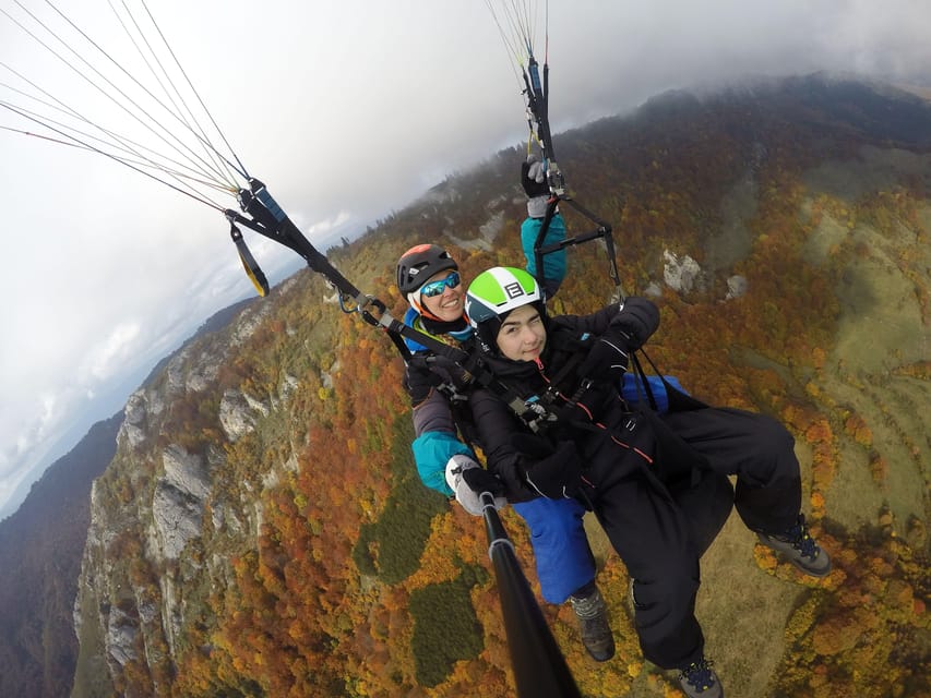 Brasov (:) Tandem Paragliding Experience - The views you pay for, mountains and valleys from above