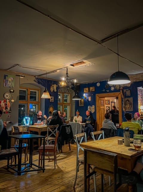 Brașov Top Craft Beer & Secret Bars Tour with Local Guide - A 3.5-hour guided medieval walk you can actually follow