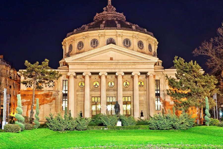 Bucharest: 2-Hour City Highlights Bike Tour - What to bring so you feel comfortable the whole ride