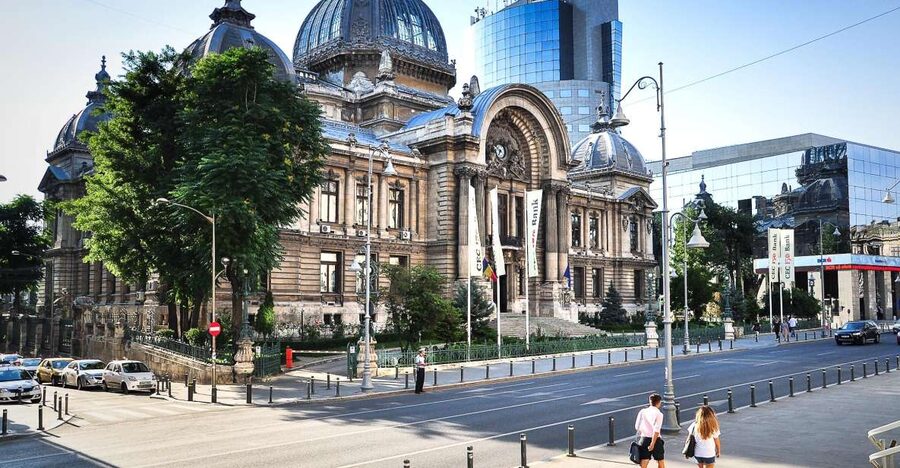 Bucharest: 2-Hour City Highlights Bike Tour - Old Town grounding: Old Court Citadel, Manuc’s Inn, Stravopoleos Church