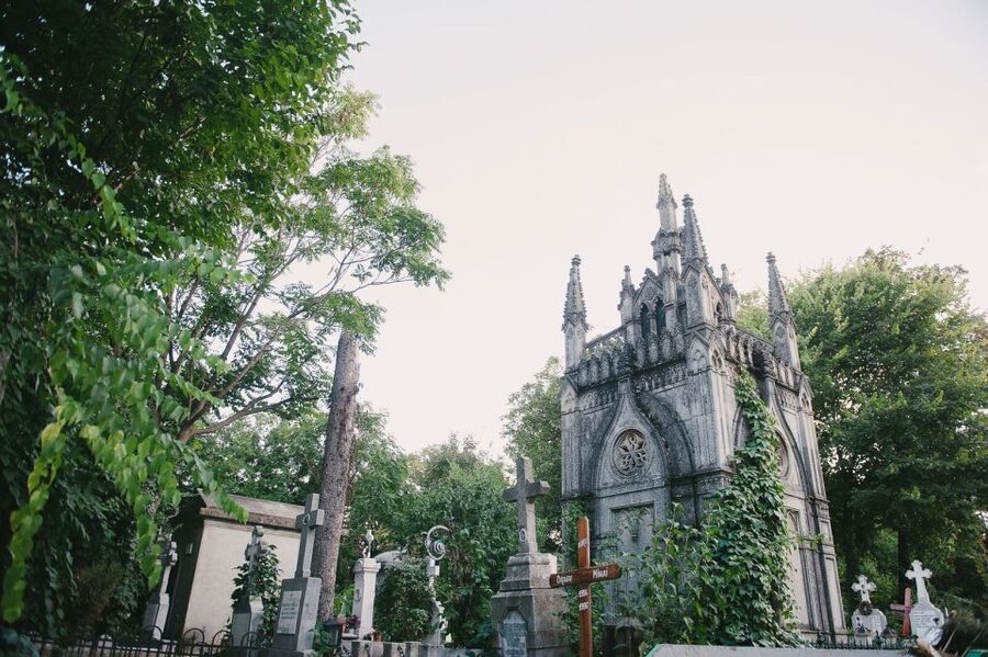 Bucharest: 3-Hour Dark History Tour with a Local - Price value: what $55 buys you in real terms