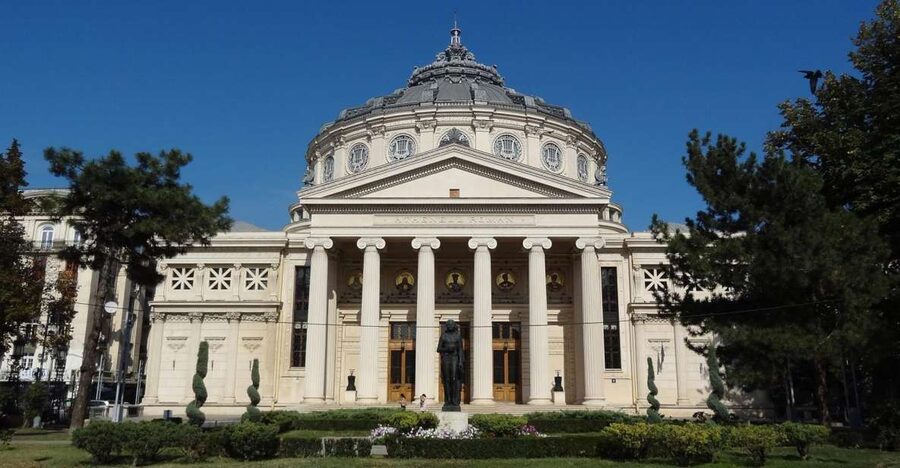 Bucharest 3-Hour Private City Tour - From Your Hotel to the Old Town in 30 Minutes
