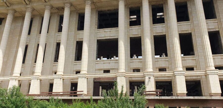 Bucharest by car - full day 'stop and visit' experience - Triumphal Arch and the northern shift: where Bucharest leans into its past