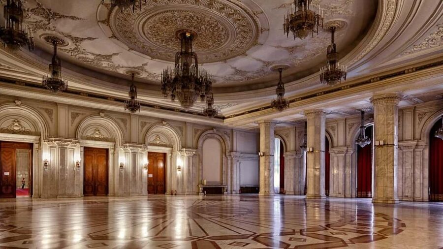 Bucharest : Ceaușescu Mansion , Parliament & Village Museum - Price and value: what you pay for, what you still need to budget