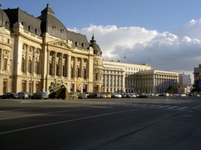 Bucharest: City Highlights Guided Walking Tour