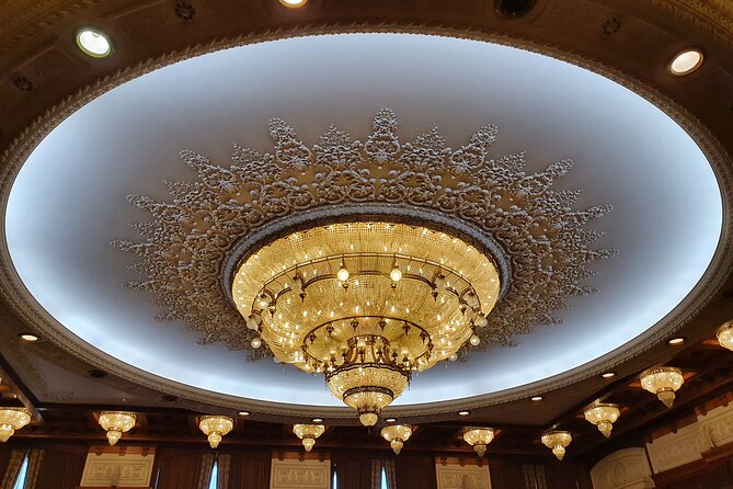 Bucharest City Tour 4 hours - Private Tour - Free Pick up and Drop off - Calea Victoriei: royal grandeur on one side, communist power on the other