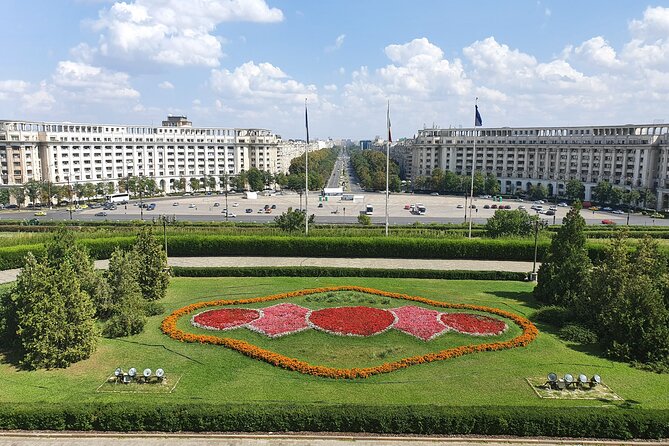 Bucharest City Tour 4h - Revolution Square: the 1989 turning point, explained on the ground