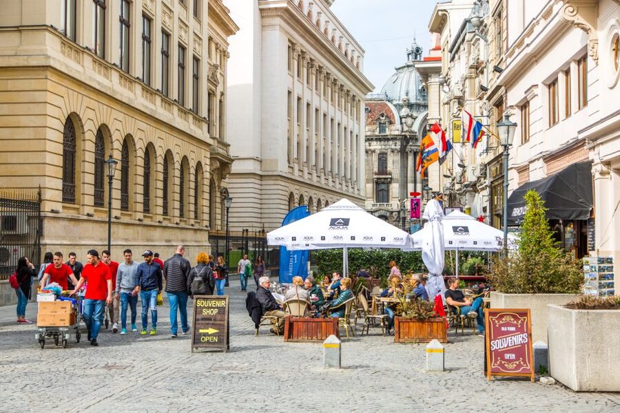Bucharest City Tour - A Day to Remember - The final drink and your last questions: a friendly wrap-up