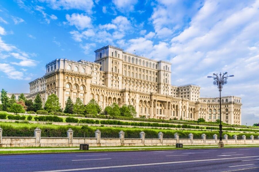 Bucharest City Tour and Wine Tasting - Key points at a glance