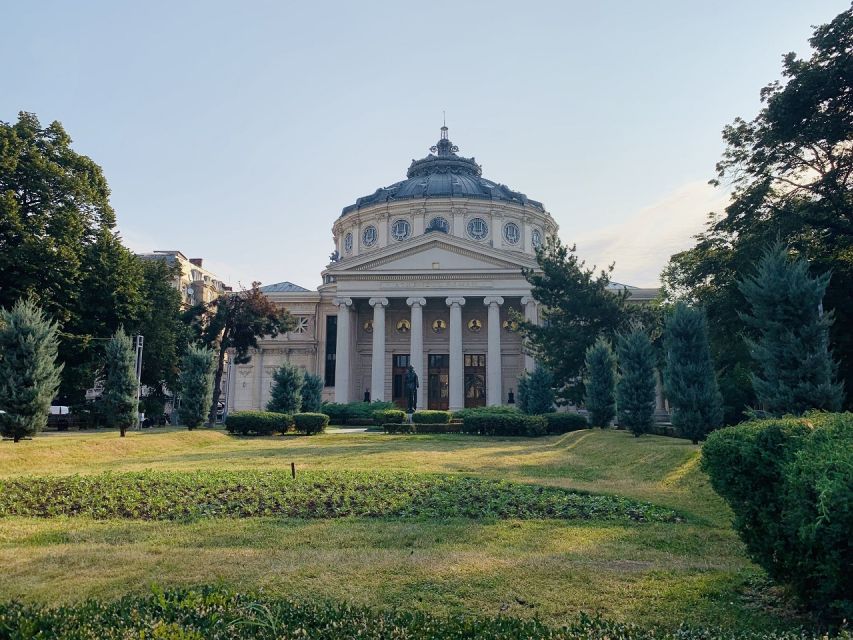 Bucharest City Tour and Wine Tasting - Piata Unirii, University Square, and Piata Romana: squares that map daily life