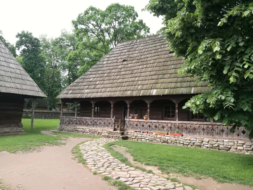 Bucharest city tour: Village Museum visit & Panormaic tour - When the Village Museum Closes: Mogosoaia Palace as a Replacement