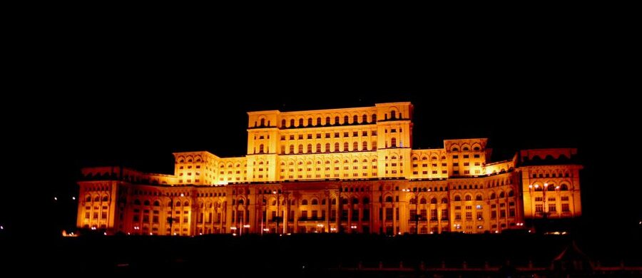 Bucharest: Communist Tour including Ceausescu Residence - Hotel Pickup, Metro Stops, and the Bucharest You Usually Skip