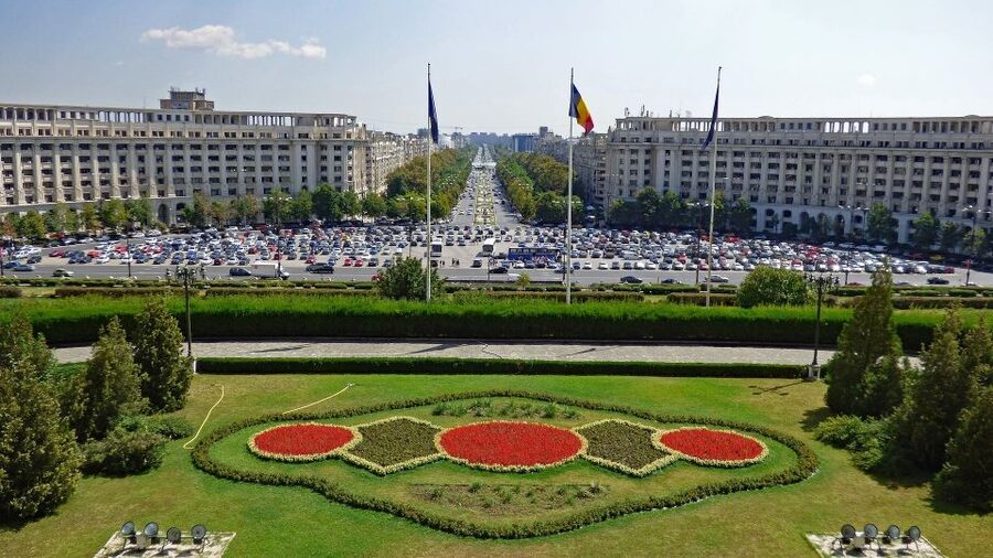 Bucharest: Communist Tour including Ceausescu Residence - Communist-Era Metro Stations: More Than a Ride, a System