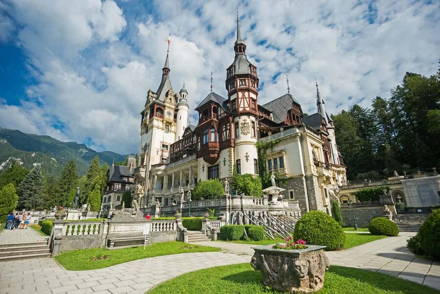 Bucharest : Day Trip 3 Castles Dracula’s, Peles, Cantacuzino - Key points worth knowing