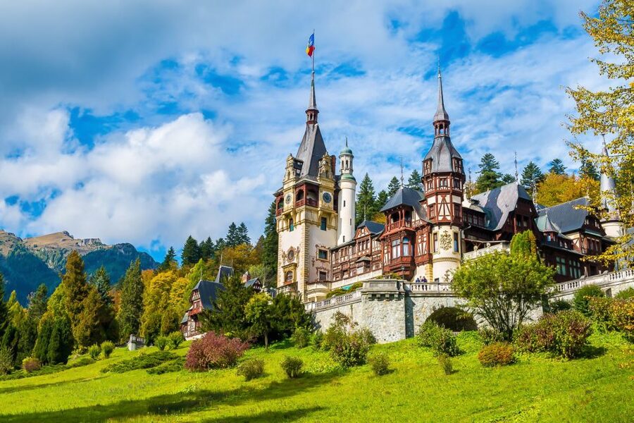 Bucharest: Day Trip to Dracula Castle, Peles Castle & Brașov - Bran Castle and Dracula: legends, steep climbs, and managing expectations