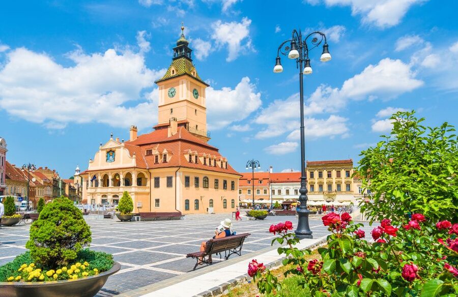 Bucharest: Dracula Castle, Peles Castle & Brasov Guided Tour - Bran Castle and the Dracula Link: Myth, Setting, and What to Notice