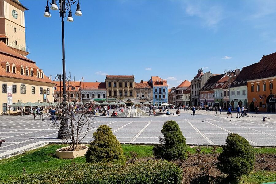 Bucharest: Dracula Castle, Peles Castle & Brasov Old Town - Price and tickets: how the real cost stacks up