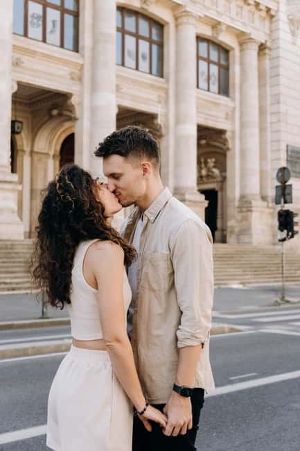 Bucharest: Essential Photo Session in the Charming Streets - Choosing the best time of day for warm, flattering light