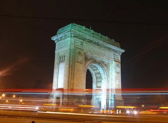 Bucharest Evening Tour and Traditional Dinner - The 1.5-Hour Guided Drive, Where You Learn Fast