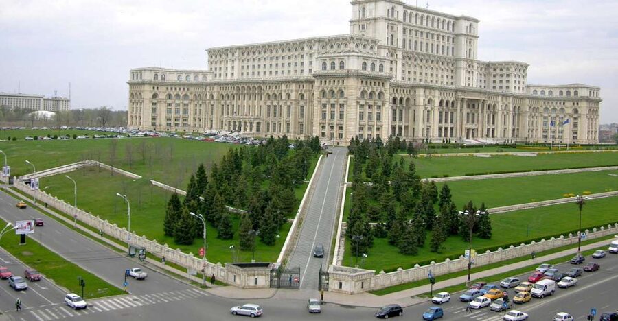 Bucharest: Half-Day Sightseeing Tour - A 4-hour Bucharest sampler that hits the symbols and the streets