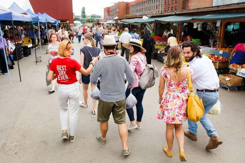 Bucharest: Hidden Markets Walking Tour with Tastings - Key highlights to look for