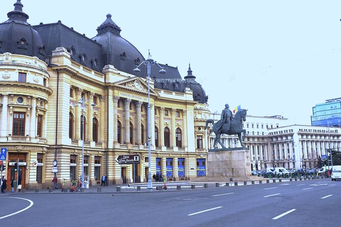 Bucharest in a nutshell - Half Day Private Walking Tour - Piața Universității: the anti-communist revolution lens