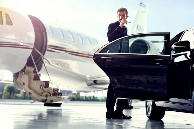 Bucharest Luxury Airport Transfer with Minivan and Business Cars - Timing That Keeps Stress Low: Flight Delays and a 60-Minute Luggage Window