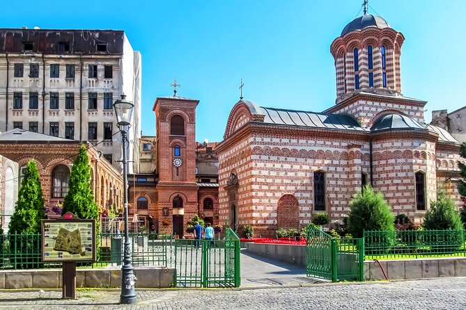 Bucharest Old Centre Tour - Princely Old Court, old inns, and ruins you can actually interpret