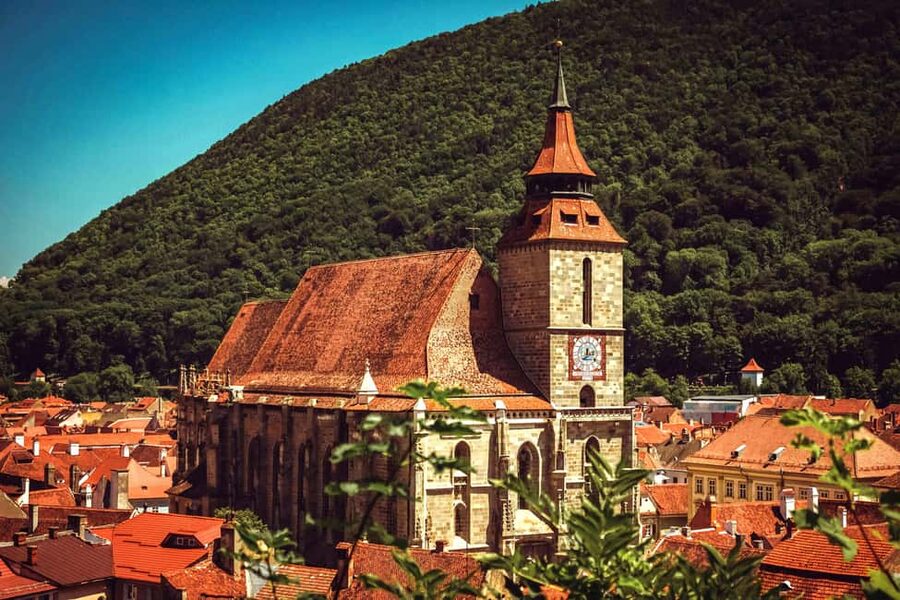 Bucharest: Peles Castle, Bran Castle & Brasov Day Trip - The Carpathian Mountains drive: where the day finds its rhythm