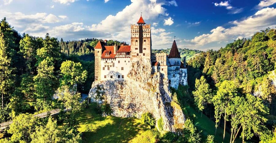 Bucharest: Peles Castle, Bran Castle, & Brasov Old Town Tour - Key Things to Know Before You Go